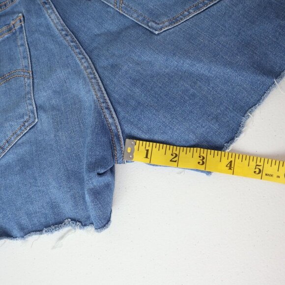 New Levi's Shorts High Rise shorts Women's 28 - Picture 10 of 11